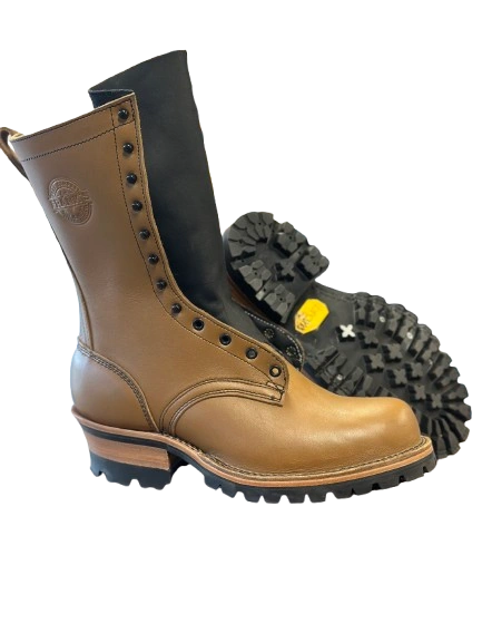 Highlander T-2 Boots Size 9FF: Rugged Style for Adventurous Souls. A Steal at $550!